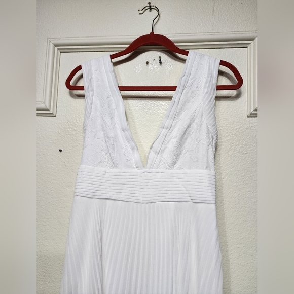 Lulus Gorgeous Forever Ivory Chiffon Lace Pleated Backless Maxi Dress Wedding - Picture 7 of 11